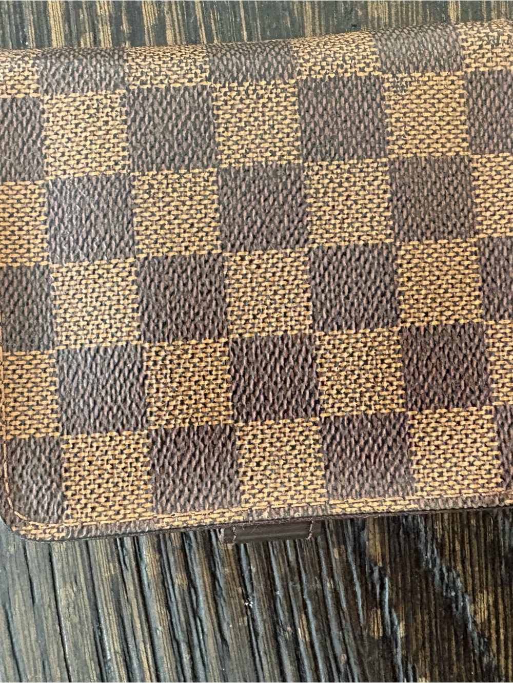 Louis Vuitton Wallet - Picture 10 of 11